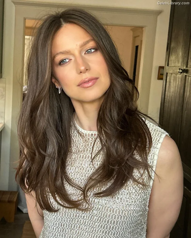 Melissa Benoist photo 24 of 361