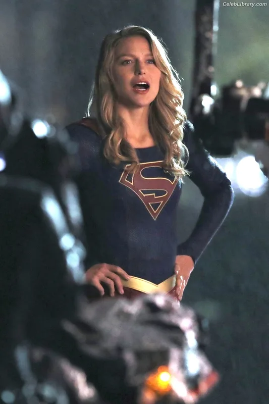 Melissa Benoist photo 14 of 361