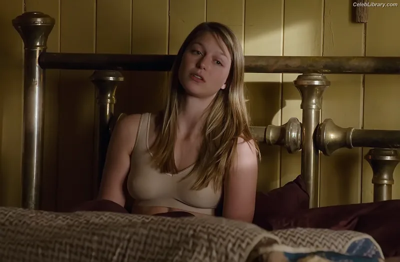 Melissa Benoist photo 20 of 361