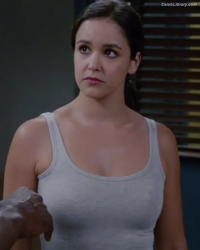 Melissa Fumero photo 3 of 177