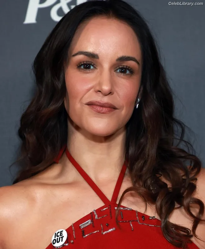 Melissa Fumero photo 16 of 177