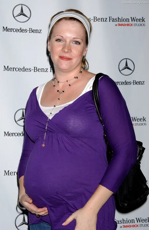 Melissa Joan Hart photo 3 of 73
