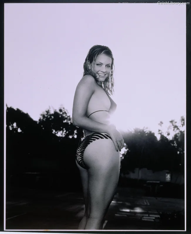 Melissa Joan Hart photo 3 of 73