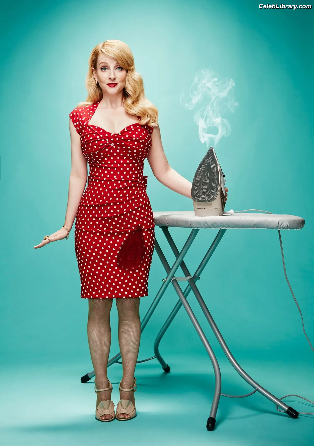 Melissa Rauch photo 10 of 42
