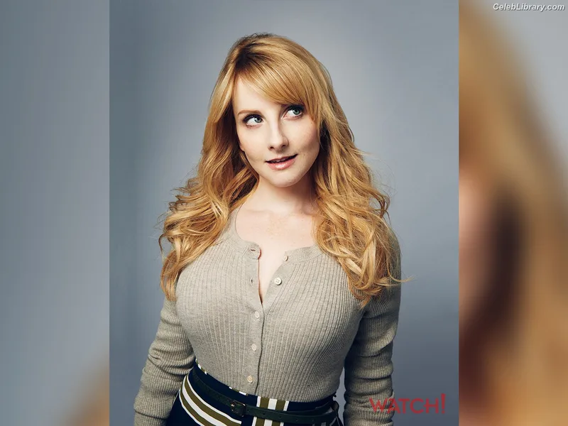 Melissa Rauch photo 15 of 43
