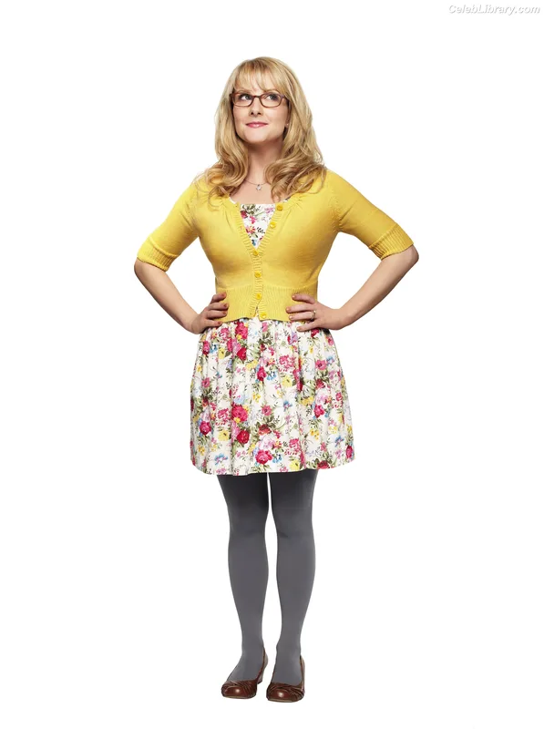 Melissa Rauch photo 7 of 43