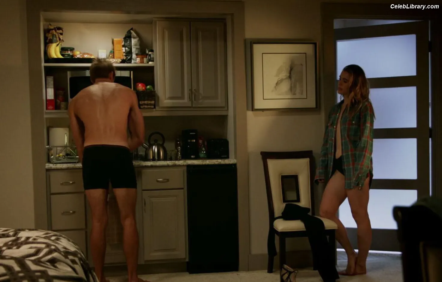 Melissa Roxburgh photo 10 of 98
