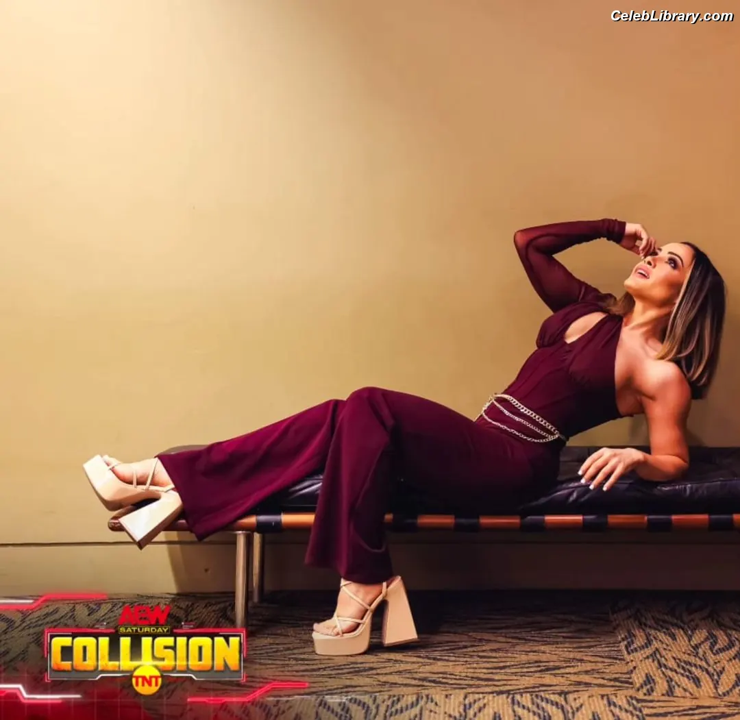 Melissa Santos photo 18 of 356