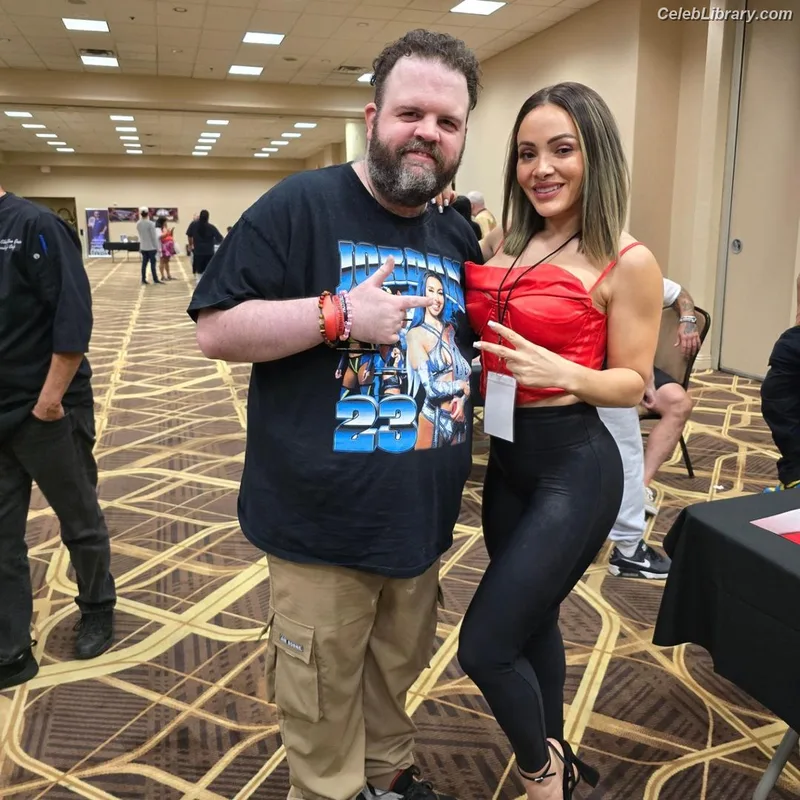 Melissa Santos photo 5 of 354