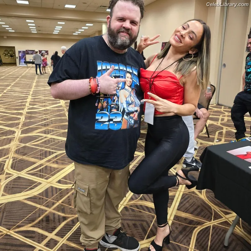 Melissa Santos photo 6 of 354