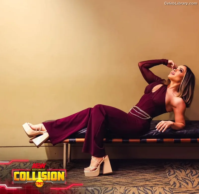 Melissa Santos photo 15 of 354