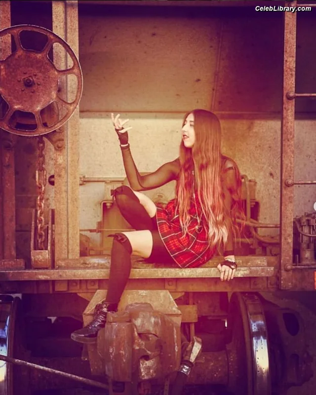 Melody Cristea photo 7 of 21