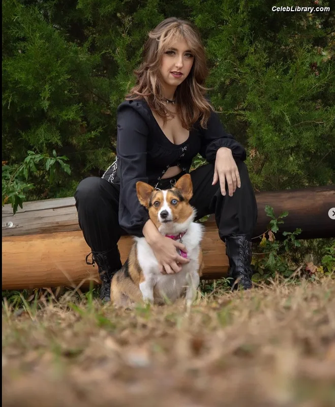 Melody Cristea photo 1 of 21