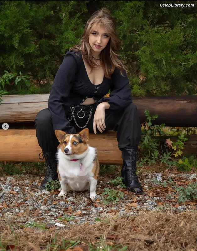 Melody Cristea photo 2 of 21