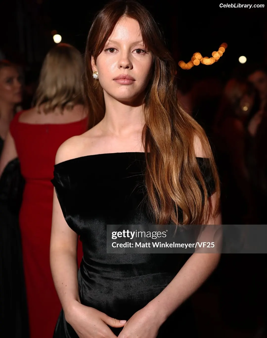 Mia Goth photo 16 of 609
