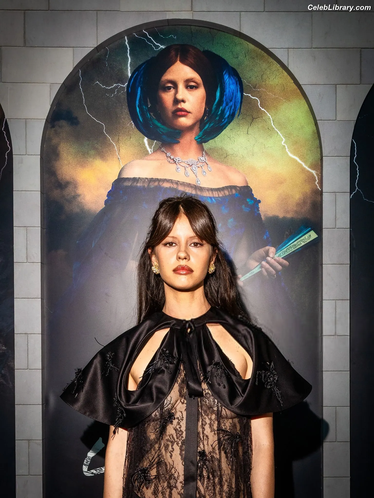 Mia Goth photo 3 of 609