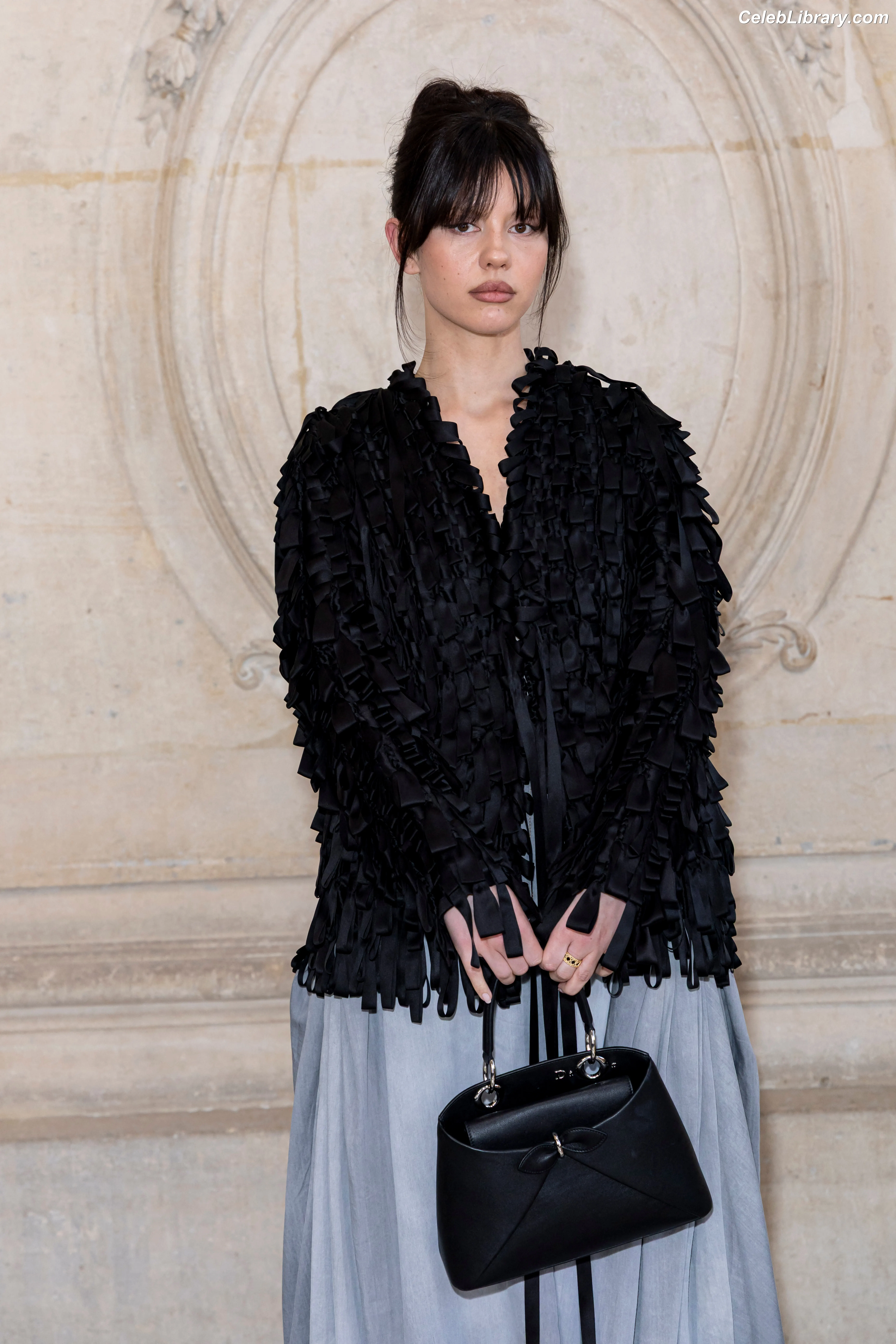 Mia Goth photo 10 of 609
