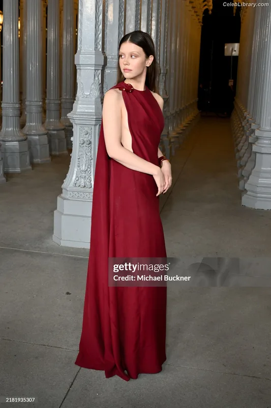Mia Goth photo 12 of 609