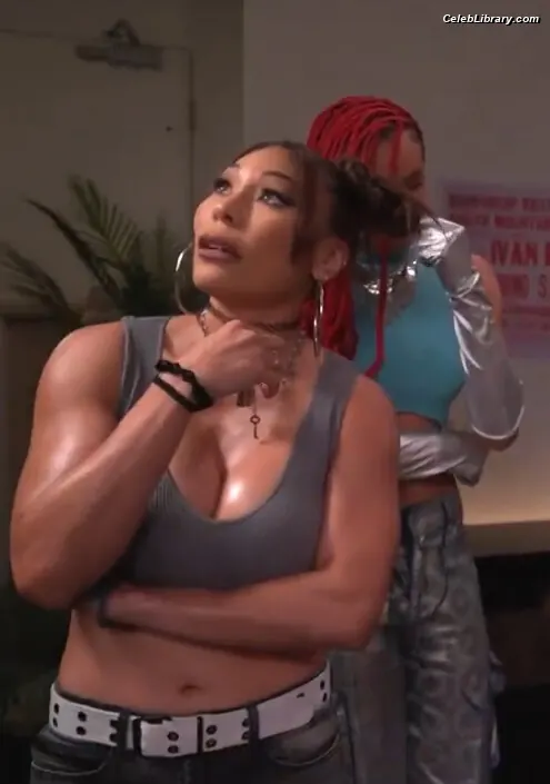 Mia Yim photo 24 of 364
