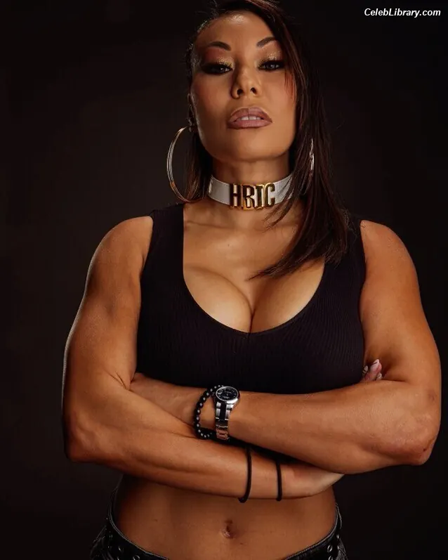 Mia Yim photo 19 of 364