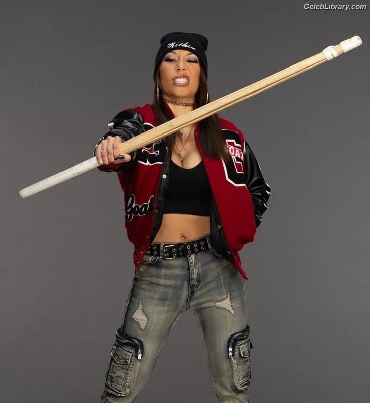 Mia Yim photo 20 of 364