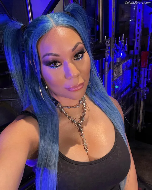 Mia Yim photo 2 of 364
