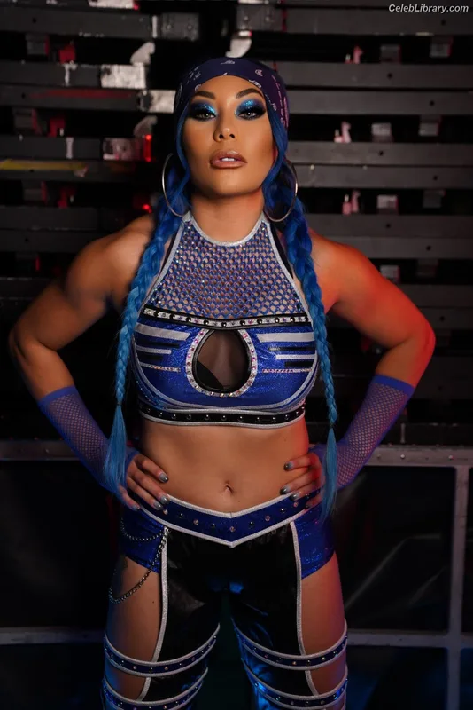 Mia Yim photo 9 of 364