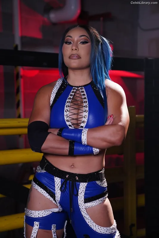 Mia Yim photo 20 of 364