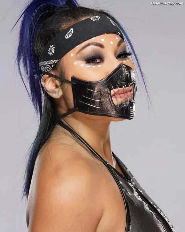 Mia Yim photo 14 of 364