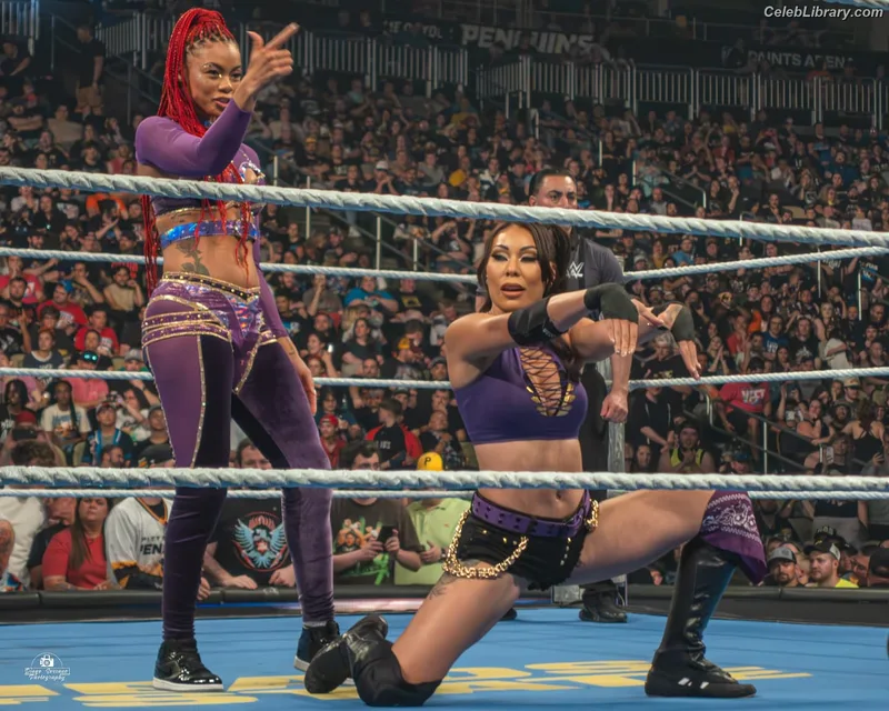 Mia Yim photo 20 of 364