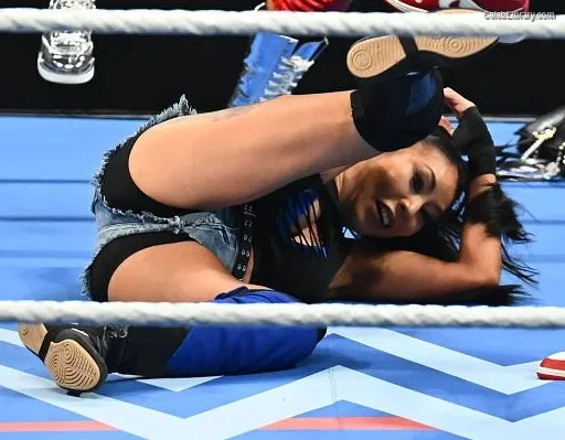 Mia Yim photo 7 of 364