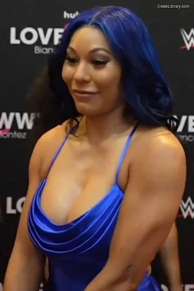Mia Yim photo 8 of 364