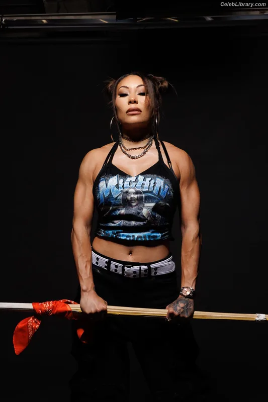 Mia Yim photo 8 of 364