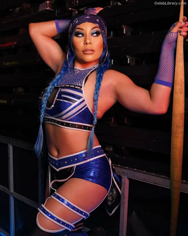 Mia Yim photo 1 of 364