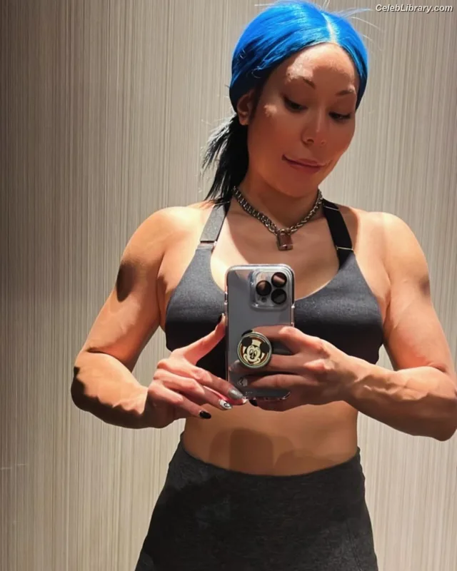 Mia Yim photo 2 of 364