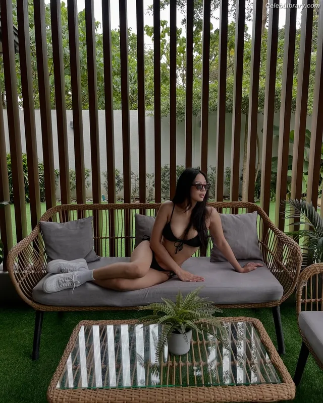 Micaella Raz photo 10 of 62