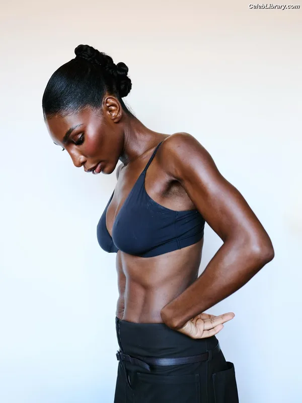 Michaela Coel photo 13 of 19
