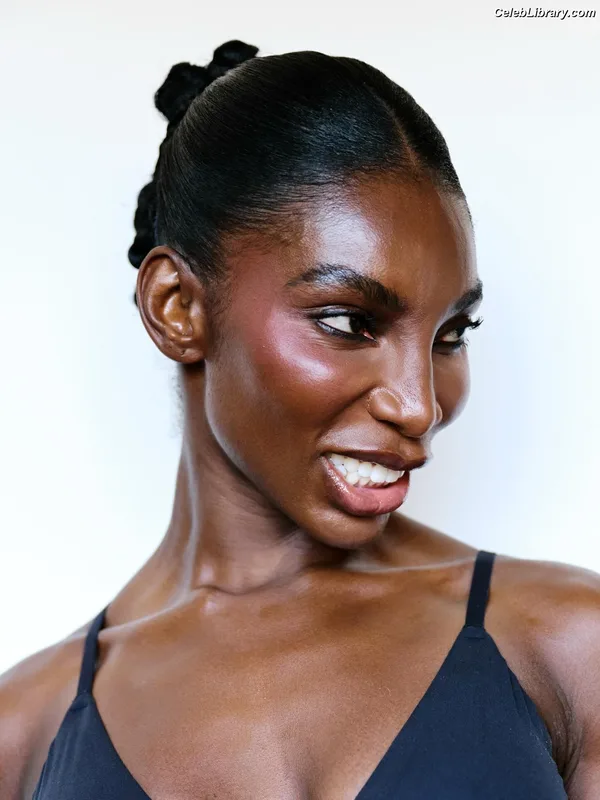 Michaela Coel photo 14 of 19