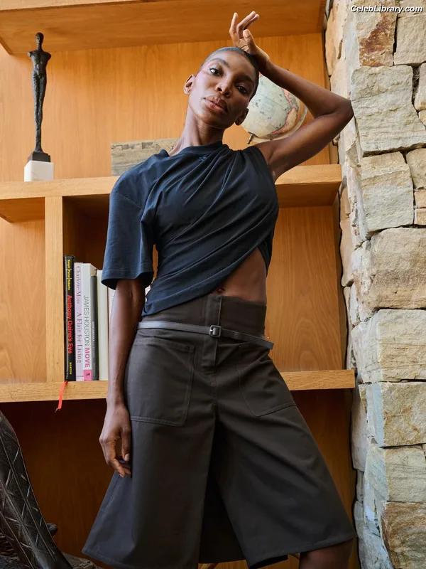 Michaela Coel photo 16 of 19