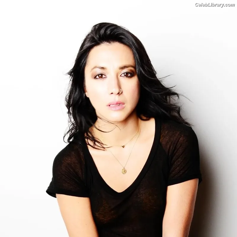 Michelle Branch photo 4 of 59
