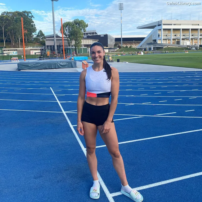 Michelle Jenneke photo 7 of 113