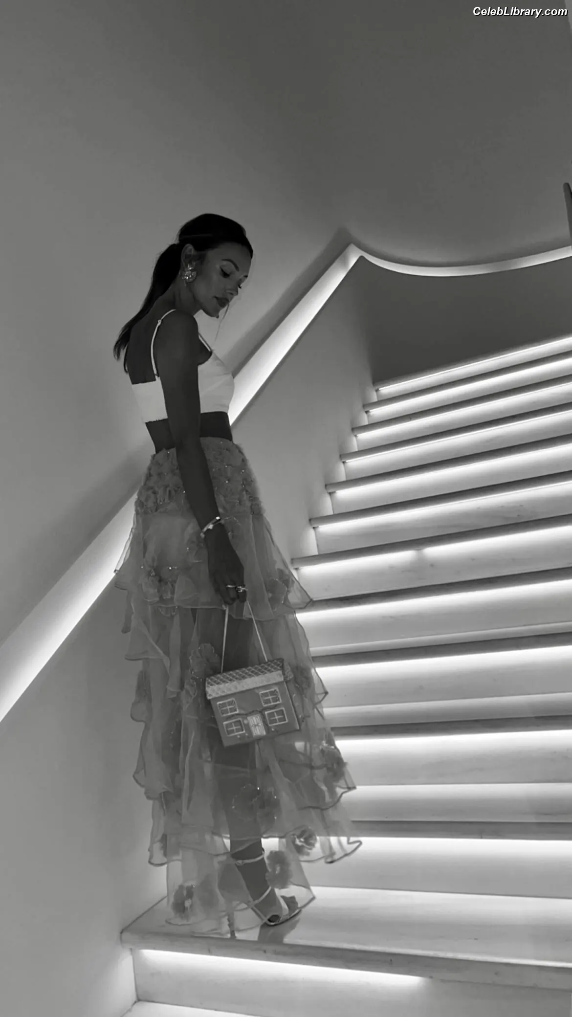 Michelle Keegan photo 12 of 537