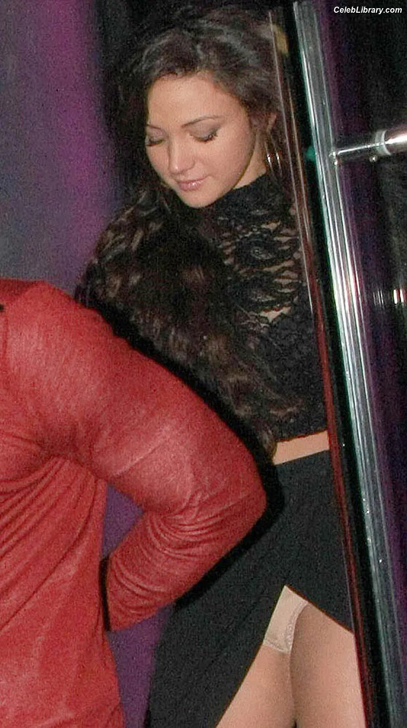 Michelle Keegan photo 17 of 537