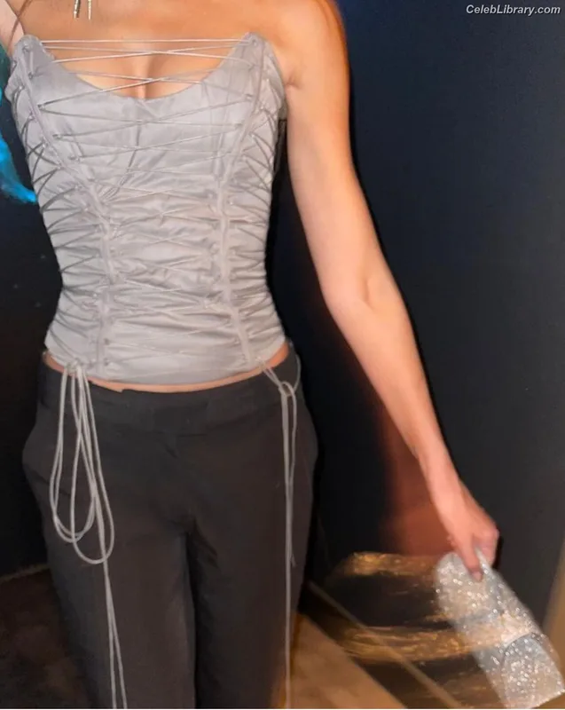 Michelle Keegan photo 23 of 535