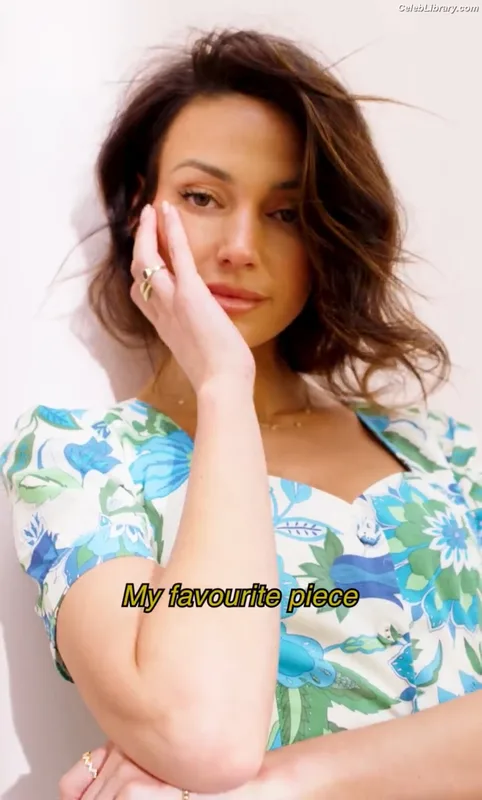 Michelle Keegan photo 12 of 535