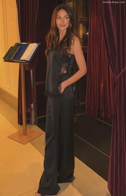 Michelle Keegan photo 14 of 535