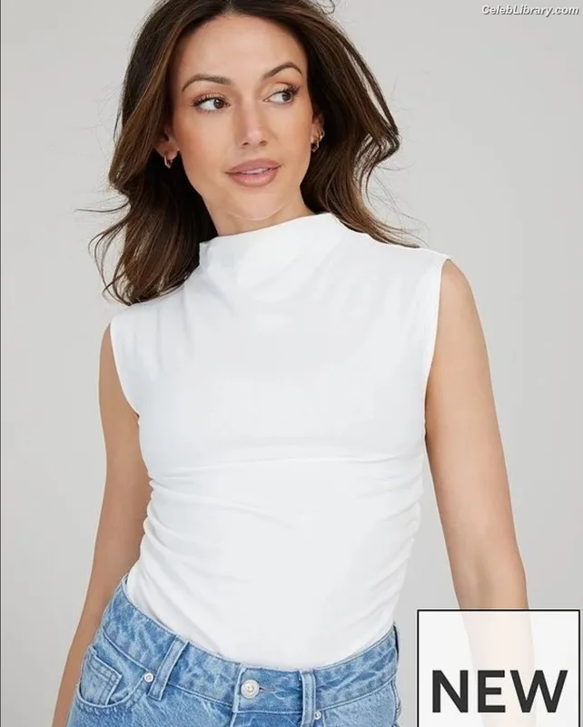 Michelle Keegan photo 8 of 535
