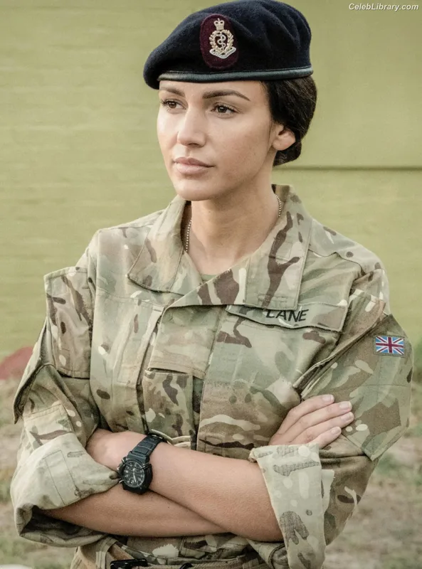 Michelle Keegan photo 12 of 535