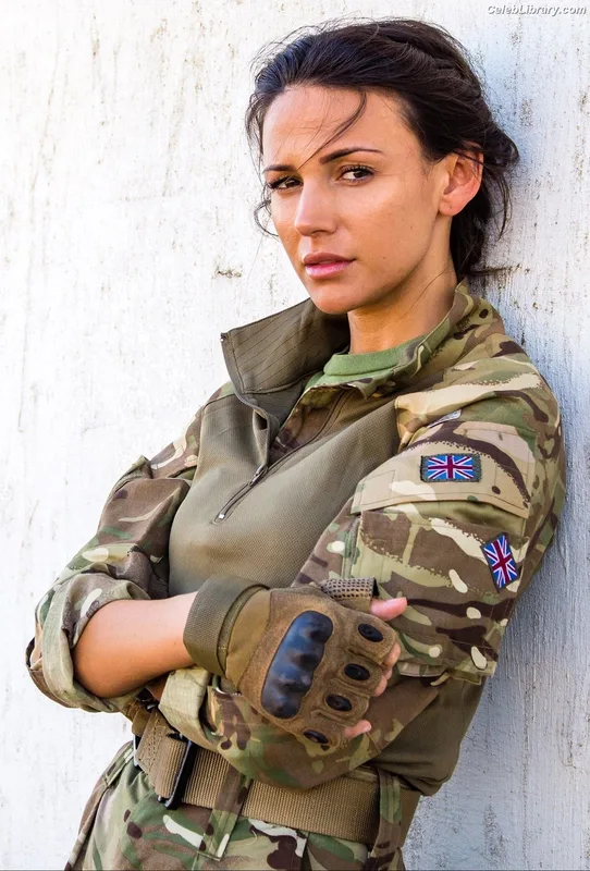 Michelle Keegan photo 21 of 535