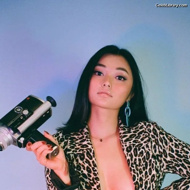 Michelle Mao photo 5 of 15